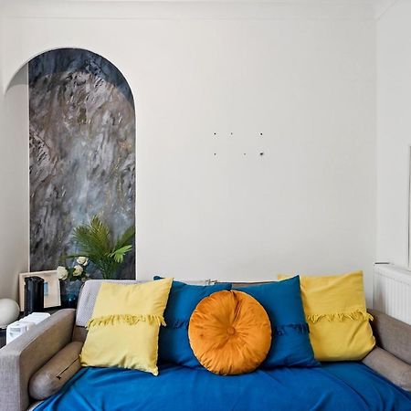 Modern One Bedroom Apartments In Hove Buitenkant foto