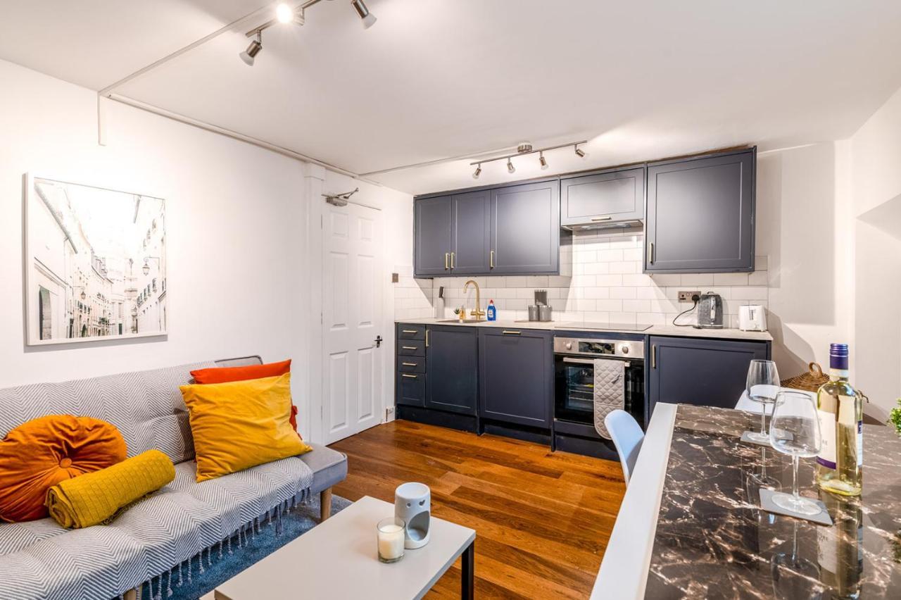 Modern One Bedroom Apartments In Hove Buitenkant foto