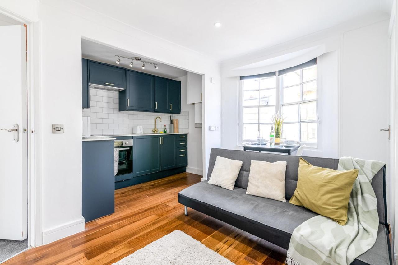 Modern One Bedroom Apartments In Hove Buitenkant foto