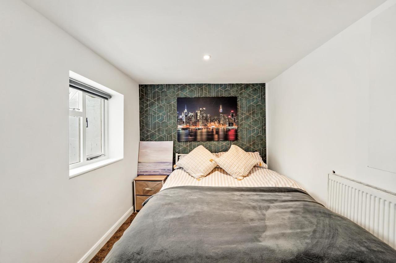 Modern One Bedroom Apartments In Hove Buitenkant foto