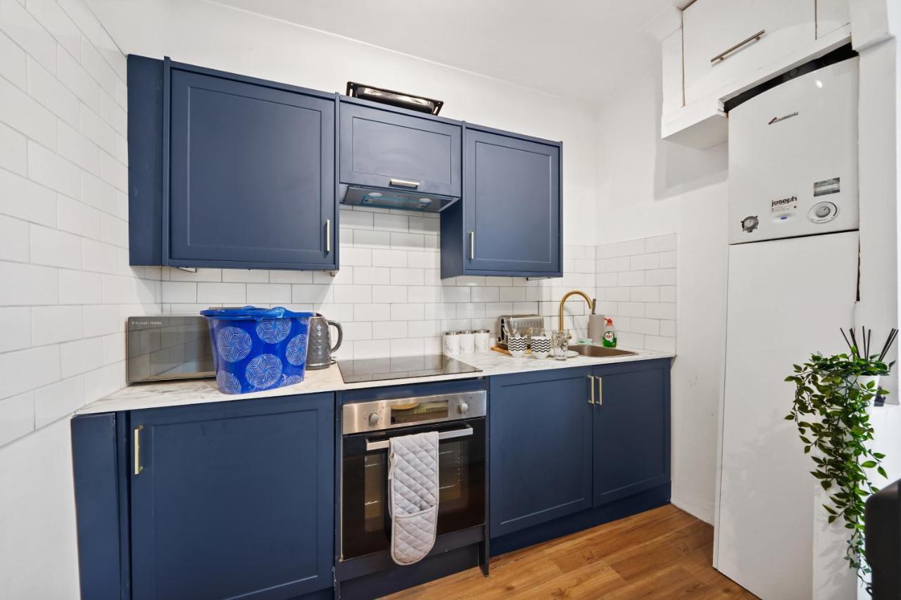 Modern One Bedroom Apartments In Hove Buitenkant foto