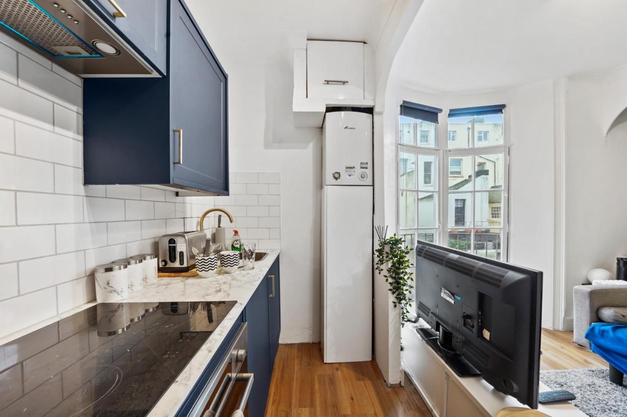 Modern One Bedroom Apartments In Hove Buitenkant foto