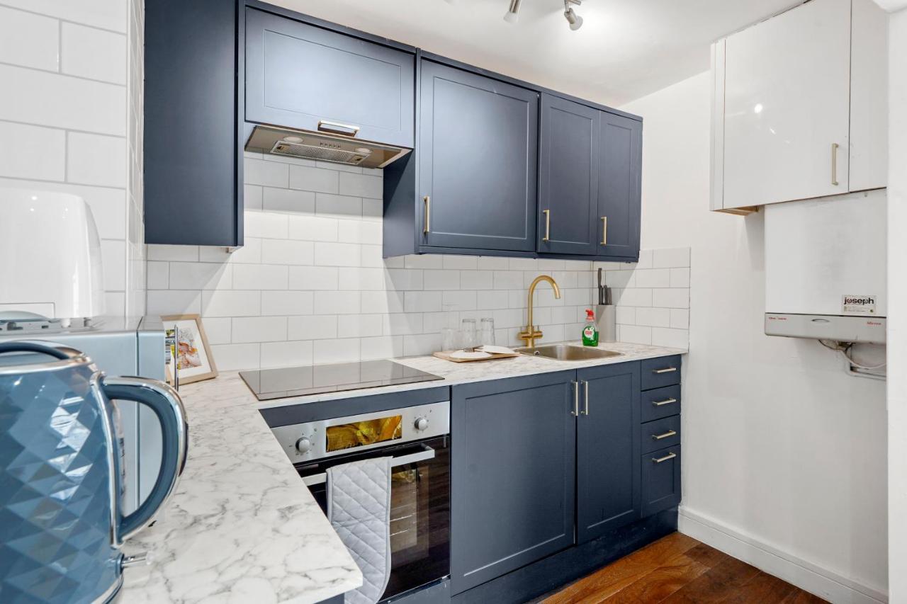 Modern One Bedroom Apartments In Hove Buitenkant foto