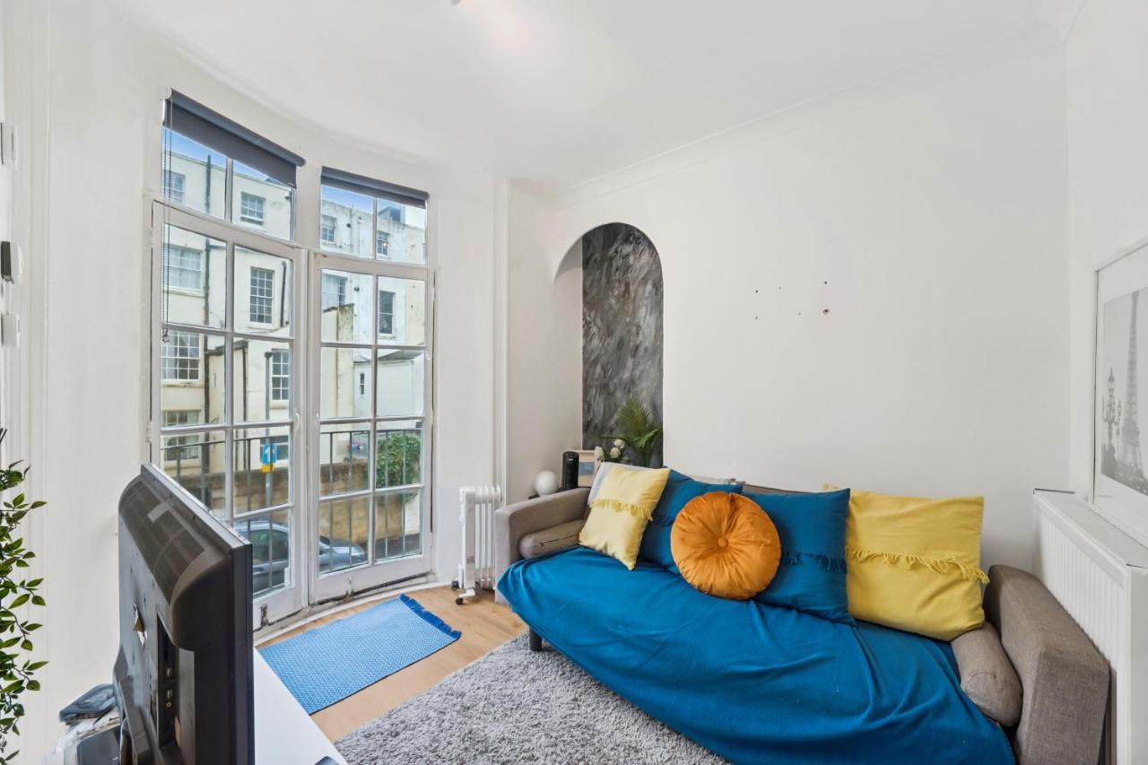 Modern One Bedroom Apartments In Hove Buitenkant foto