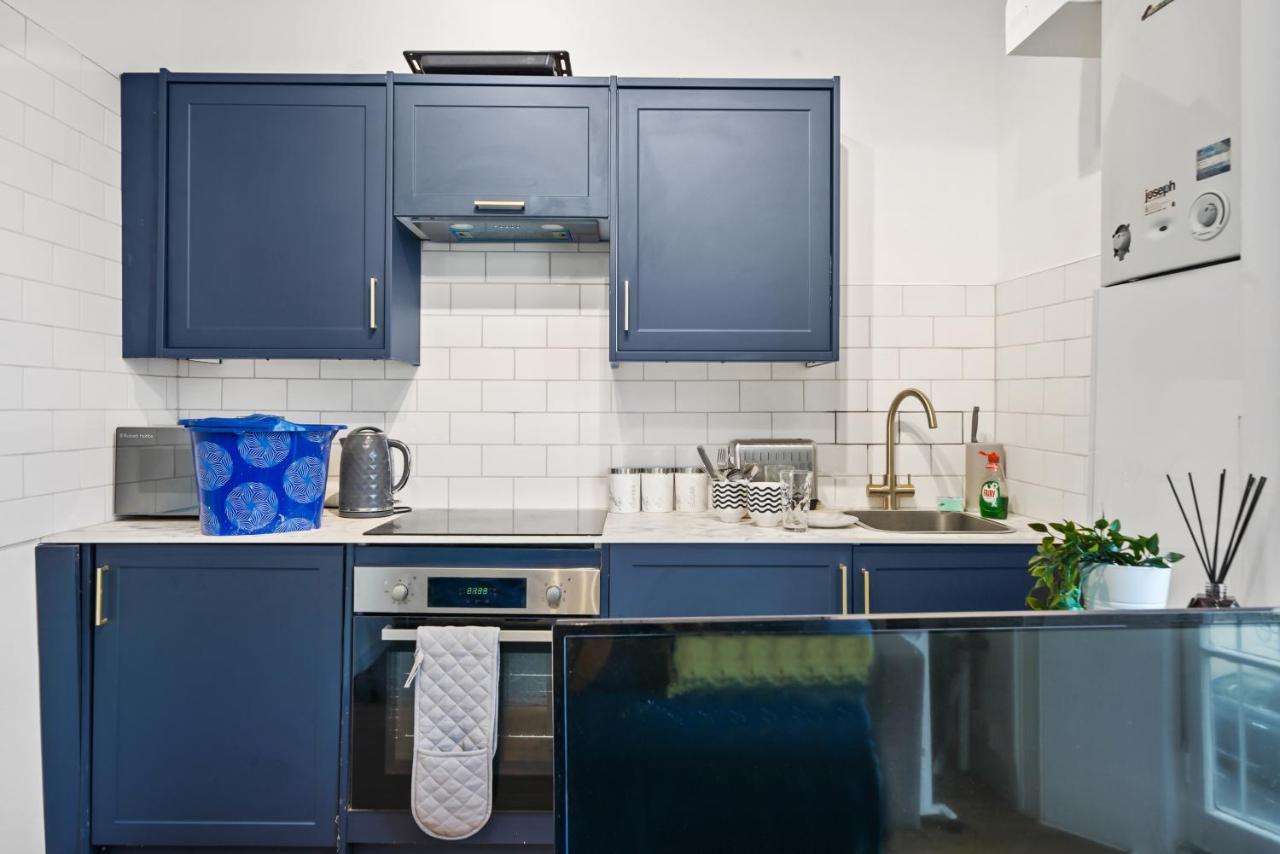 Modern One Bedroom Apartments In Hove Buitenkant foto