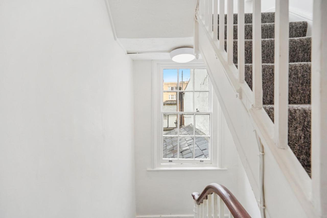 Modern One Bedroom Apartments In Hove Buitenkant foto